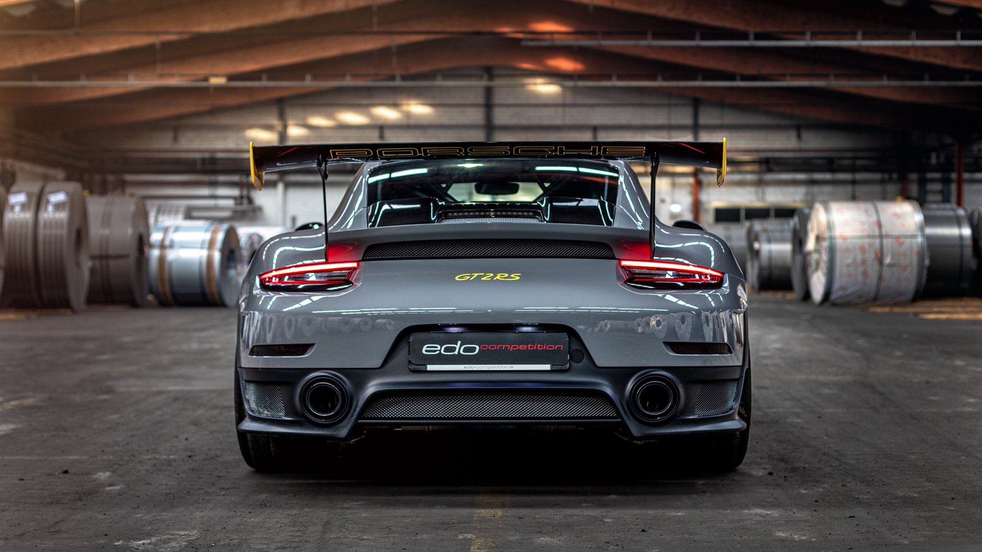 美因茨足球俱乐部在保级战中实现重大突破,美因茨换主教练了吗