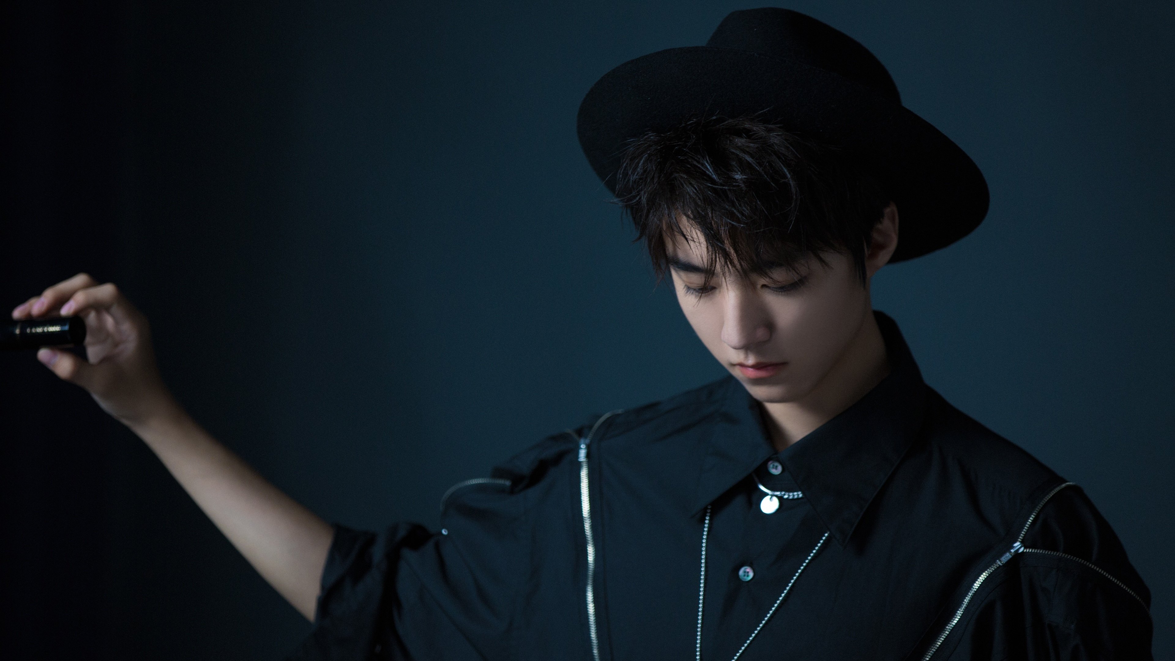 拉恩：凭借速度和力量，他能突破防线并为全黑队创造得分机会，拉恩的故事